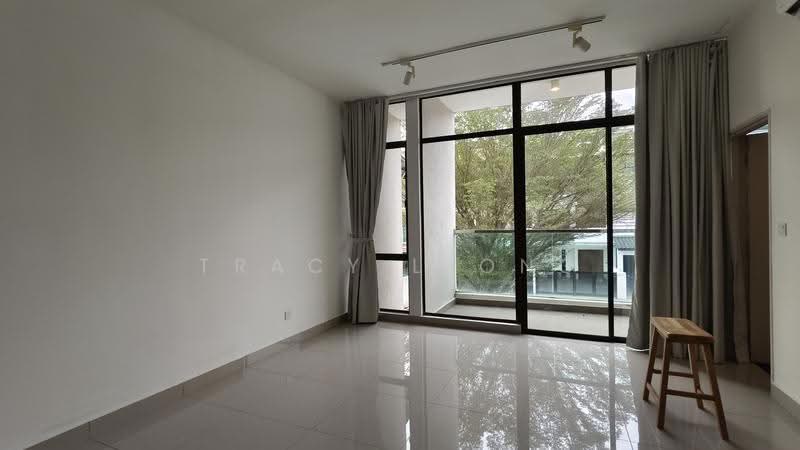 3-storey Terraced House for Sale in Taman Damai Utama (Bandar Kinrara) - Tracy Leong - Balcony - PropertyGuru.com.my