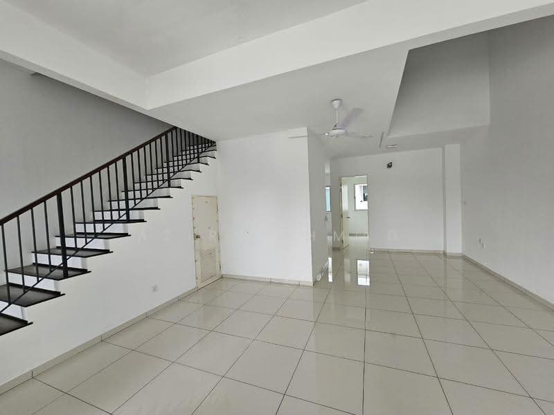 Rumah Teres 2-Tingkat untuk Dijual di Eco Forest (Semenyih) - Azira Ahmad - Living Room - PropertyGuru.com.my