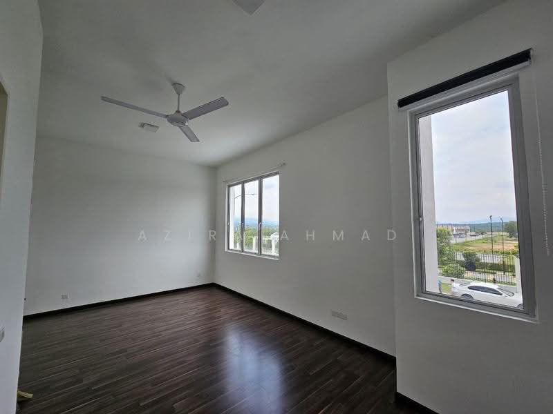 Rumah Teres 2-Tingkat untuk Dijual di Eco Forest (Semenyih) - Azira Ahmad - Bedroom - PropertyGuru.com.my
