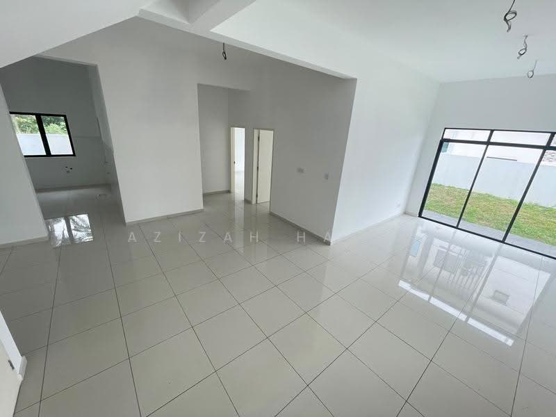 Semi-Detached House for Sale in Dengkil (Selangor) - Azizah Hasan - PropertyGuru.com.my
