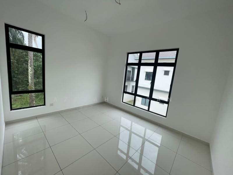 Semi-Detached House for Sale in Dengkil (Selangor) - Azizah Hasan - PropertyGuru.com.my