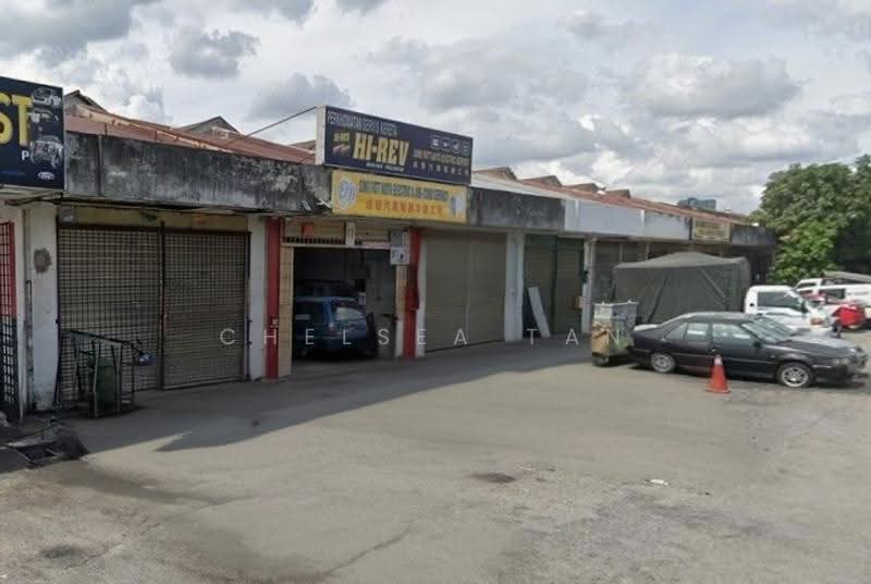 Factory for Rent in Taman Perindustrian Puchong Utama (Puchong) - Chelsea Tan - Exterior - PropertyGuru.com.my