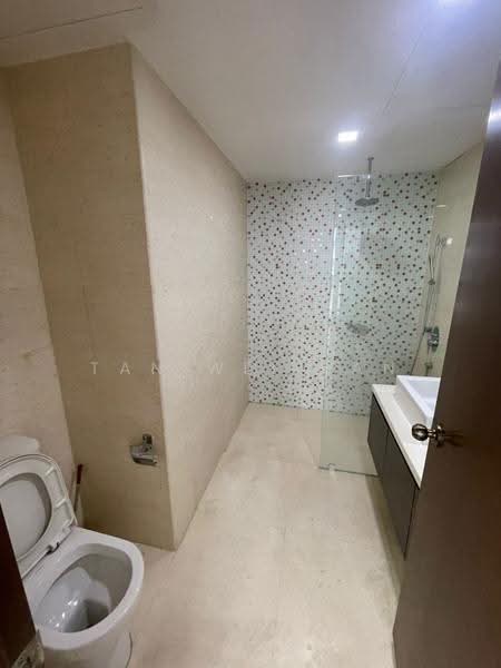 Kediaman Servis untuk Dijual di Regalia Residence - Tan Wei Han - PropertyGuru.com.my