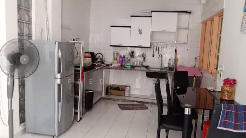 Kondominium untuk Disewa di Villa Condominium - Freddy Tan - Kitchen - PropertyGuru.com.my