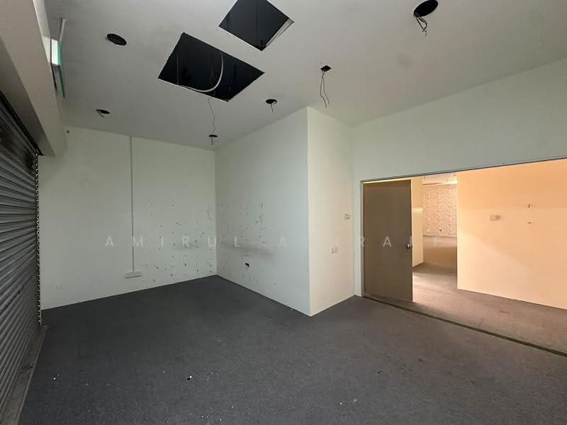 Shop / Office for Sale in Bandar Baru Bangi (Selangor) - Amirul Ashraff - Interior - PropertyGuru.com.my