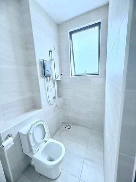 Cluster House for Rent in Taman Ekoflora (Johor Bahru) - Yoland . - Bathroom - PropertyGuru.com.my