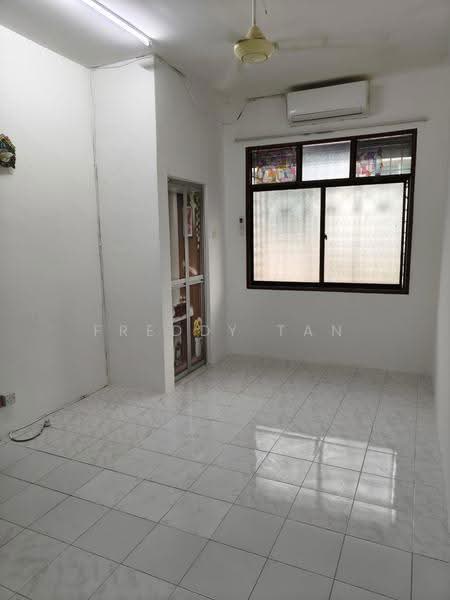 Rumah Teres 2-Tingkat untuk Disewa di Batu Maung (Penang) - Freddy Tan - PropertyGuru.com.my