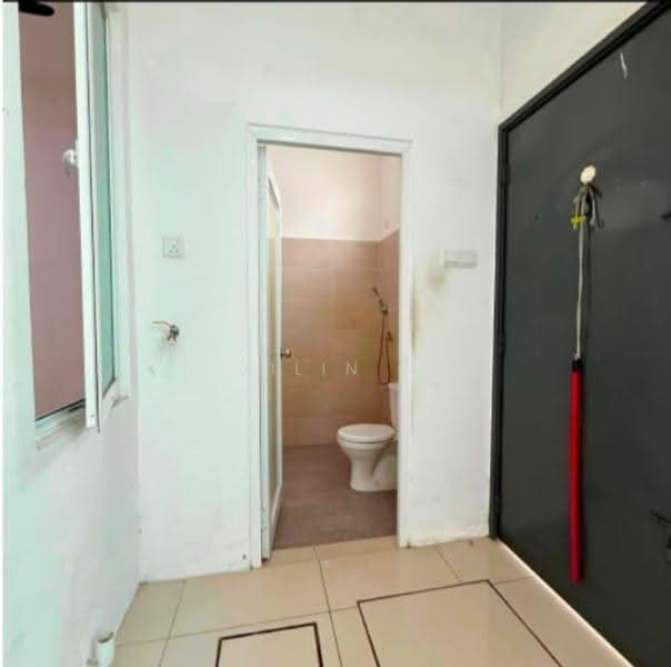 1-storey Terraced House for Sale in Tasek Gelugor (Penang) - Yilin . - Bathroom - PropertyGuru.com.my