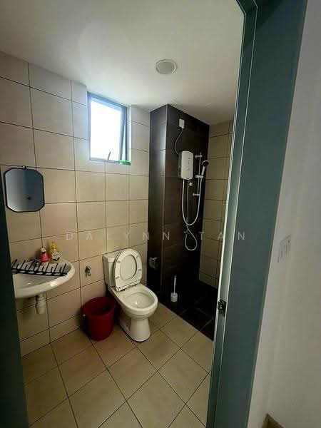 Kediaman Servis untuk Disewa di MIRA at Shorea Park - Dalynn Tan - Bathroom - PropertyGuru.com.my