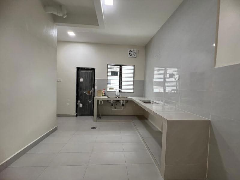 2-storey Terraced House for Rent in Taman Mutiara Rini (Skudai) - Jayden Lim - Kitchen - PropertyGuru.com.my