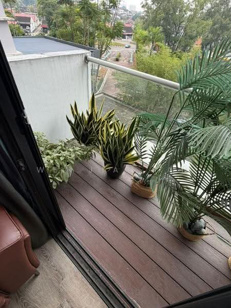 Kediaman Servis untuk Dijual di The Platino Serviced Apartment - Wei Jian Tan - Balcony - PropertyGuru.com.my
