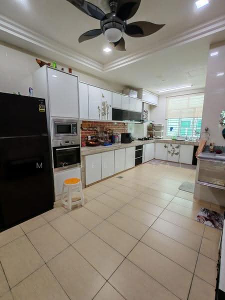 2-storey Terraced House for Sale in TAMAN PUCHONG UTAMA (Puchong) - Michelle Tai - Kitchen - PropertyGuru.com.my