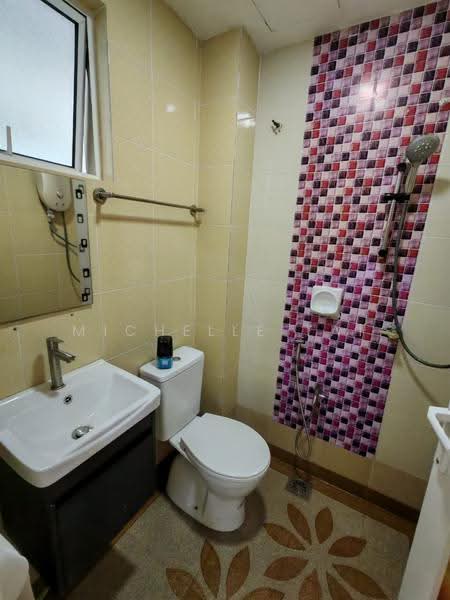 2-storey Terraced House for Sale in TAMAN PUCHONG UTAMA (Puchong) - Michelle Tai - Bathroom - PropertyGuru.com.my