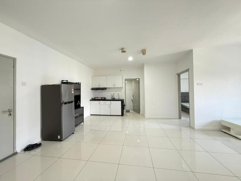 Service Residence for Sale at Paragon @ Pan'gaea - Andy Lau - Kitchen - PropertyGuru.com.my