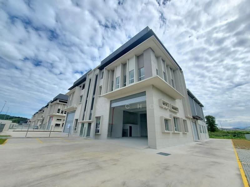 Factory for Rent in Saujana Rawang (Rawang) - Niki Chow - Exterior - PropertyGuru.com.my