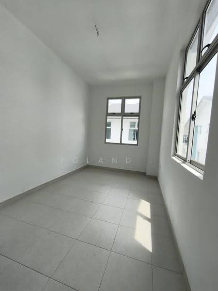 Rumah Teres 2-Tingkat untuk Dijual di Kangkar Pulai (Skudai) - Yoland . - Interior - PropertyGuru.com.my