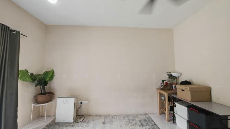 2-storey Terraced House for Sale in Taman Puncak Jalil (Seri Kembangan) - Frances Liew - Living Room - PropertyGuru.com.my