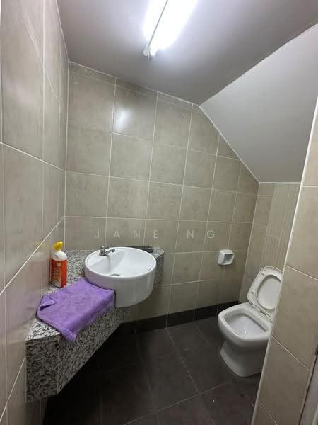 Semi-Detached House for Rent in Taman Aston (Bukit Mertajam) - Jane Ng - Bathroom - PropertyGuru.com.my