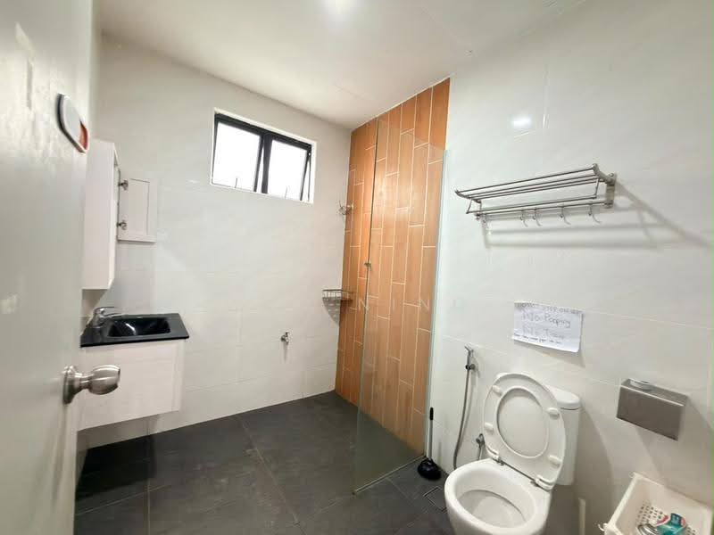 Office for Rent in Southkey (Johor Bahru) - Wan Ning - Bathroom - PropertyGuru.com.my