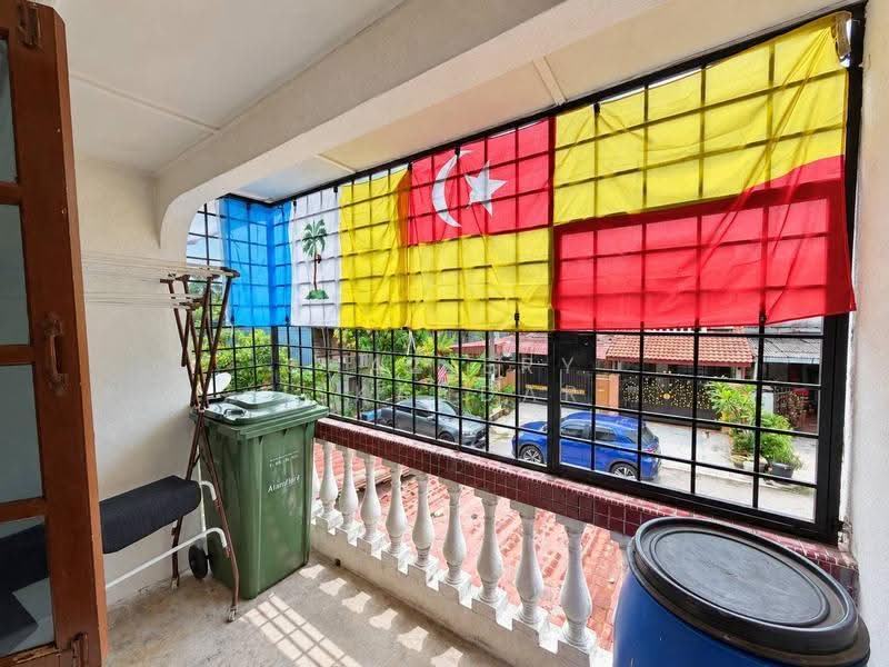 Rumah Teres 2-Tingkat untuk Dijual di Kampung Tasik Tambahan (Ampang) - Shaziery Iskandar - PropertyGuru.com.my