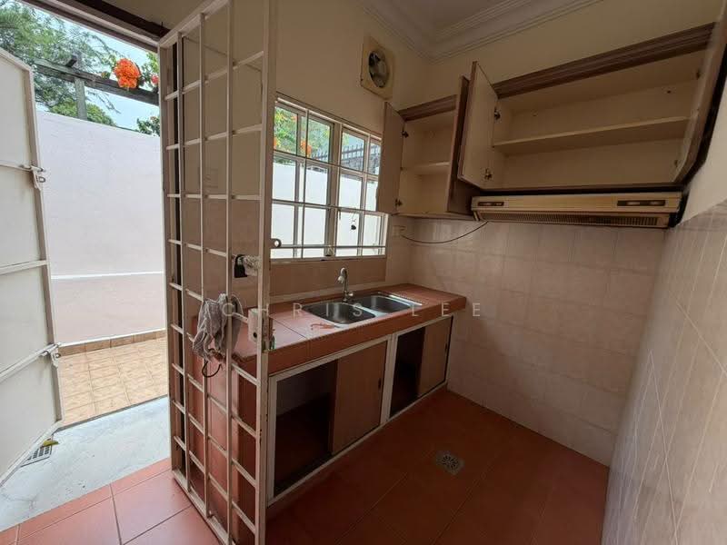 Bungalow House untuk Disewa di SS3 (Petaling Jaya) - Chris Lee - Kitchen - PropertyGuru.com.my
