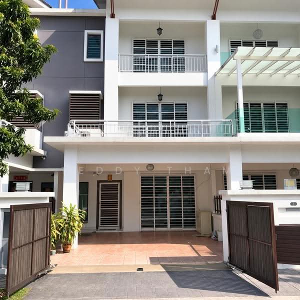 Rumah Teres 3-Tingkat untuk Dijual di Taman Meranti Jaya (Puchong) - Teddy Tham - Exterior - PropertyGuru.com.my