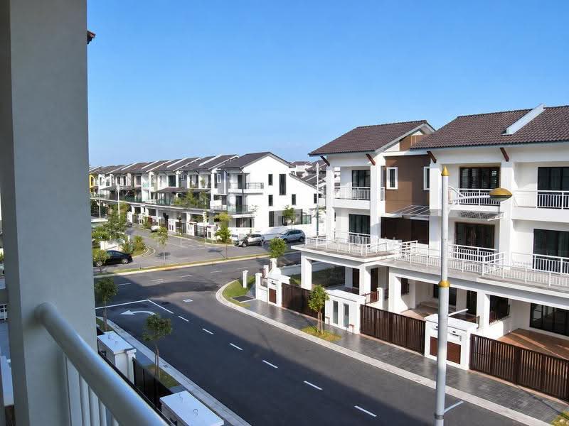 Rumah Teres 3-Tingkat untuk Dijual di Taman Meranti Jaya (Puchong) - Teddy Tham - Exterior - PropertyGuru.com.my