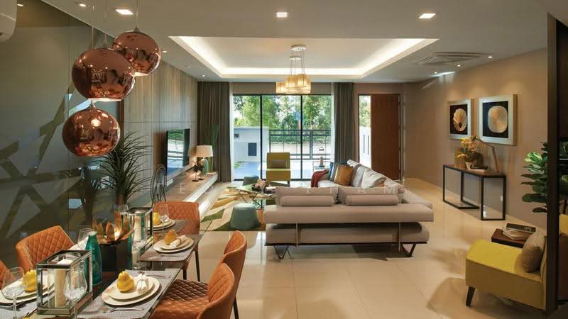 Rumah Teres 3-Tingkat untuk Dijual di Taman Meranti Jaya (Puchong) - Teddy Tham - Living Room - PropertyGuru.com.my