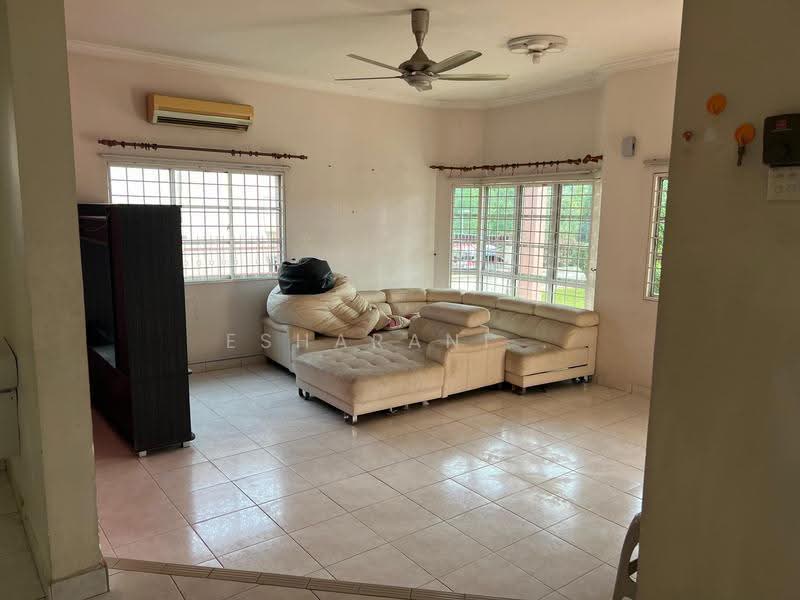 Bungalow House for Sale in Taman Bukit Mewah Fasa 9 (Kajang) - Esharani . - Living Room - PropertyGuru.com.my