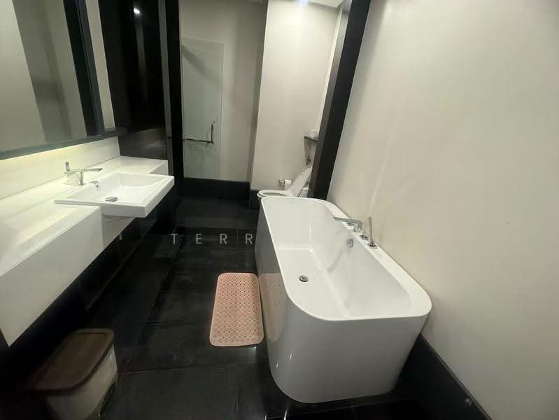 Service Residence for Sale at The Mews - Terry Lee - Bathroom - PropertyGuru.com.my