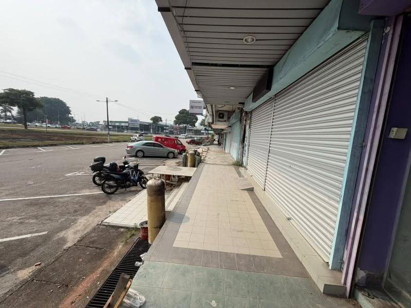 Kedai untuk Disewa di Taman Johor Jaya (Johor Bahru) - Wan Ning - Exterior - PropertyGuru.com.my