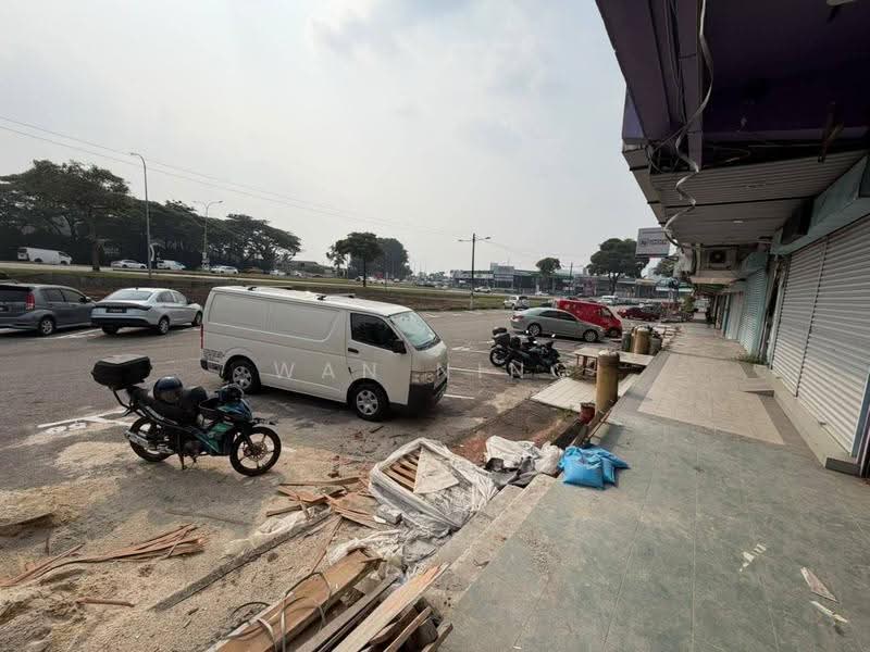 Kedai untuk Disewa di Taman Johor Jaya (Johor Bahru) - Wan Ning - Exterior - PropertyGuru.com.my
