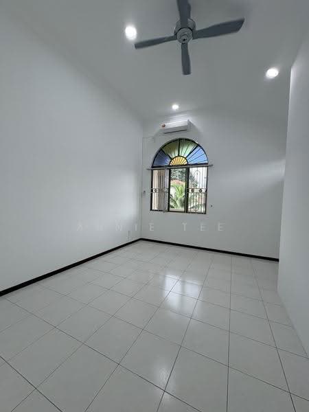 1.5-storey Terraced House for Rent in Taman Molek (Johor Bahru) - Annie Tee - PropertyGuru.com.my