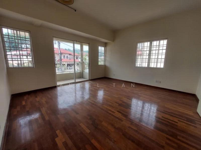 Rumah Teres 2.5-Tingkat untuk Dijual di Bandar Puteri Puchong (Puchong) - Angel Tan - Living Room - PropertyGuru.com.my