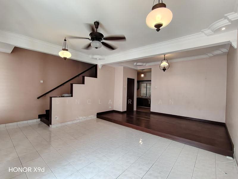 Terraced House for Sale in Bandar Botanic (Klang) - Sinclair Tan - Living Room - PropertyGuru.com.my