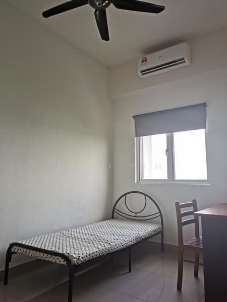 Kondominium untuk Dijual di The Wharf Residence - Lesli Yim - Bedroom - PropertyGuru.com.my