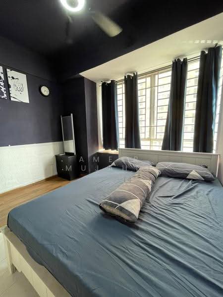 Pangsapuri untuk Disewa di Palm Garden Apartment - Ameer Mujahid - Bedroom - PropertyGuru.com.my