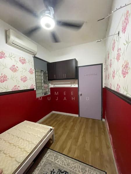 Pangsapuri untuk Disewa di Palm Garden Apartment - Ameer Mujahid - Bedroom - PropertyGuru.com.my
