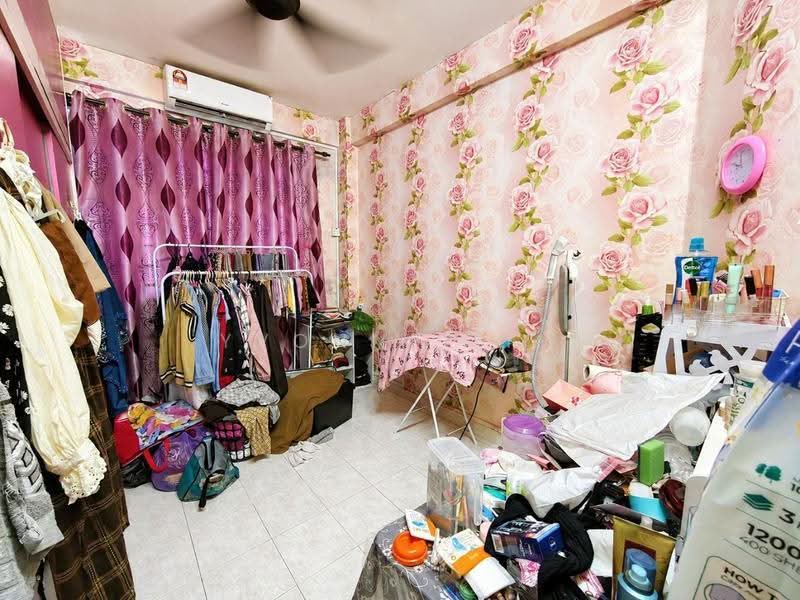 Apartment for Sale at Vista Seri Alam - Yvonne Lim - Bedroom - PropertyGuru.com.my