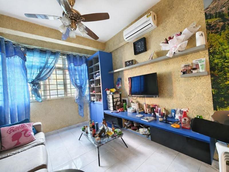 Apartment for Sale at Vista Seri Alam - Yvonne Lim - Living Room - PropertyGuru.com.my