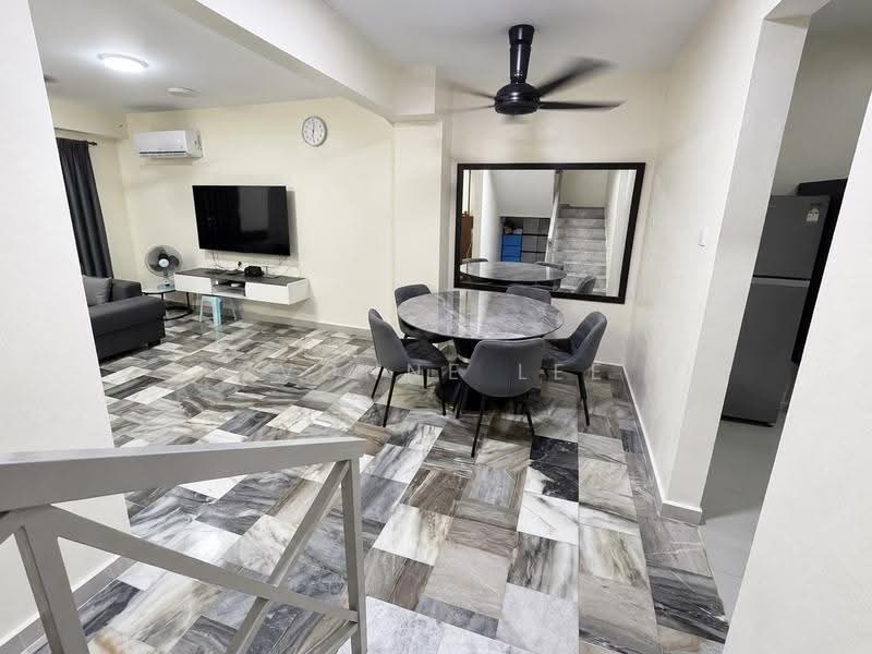 Rumah Teres 2-Tingkat untuk Dijual di Taman Perkasa (Butterworth) - Yvonne Lee - Living Room - PropertyGuru.com.my