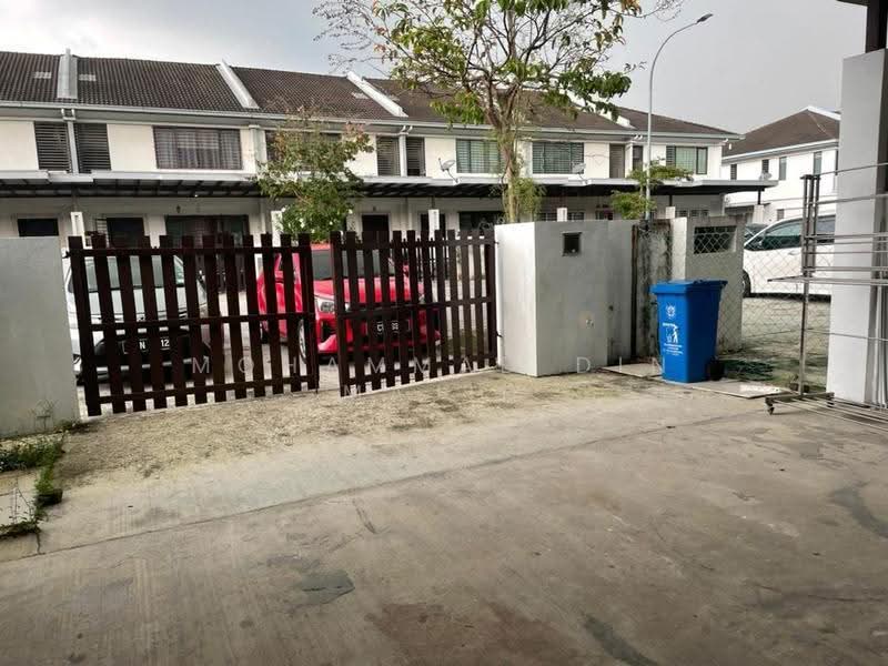 2-storey Terraced House for Rent in Shah Alam (Selangor) - Mohammad Din Majid - Exterior - PropertyGuru.com.my