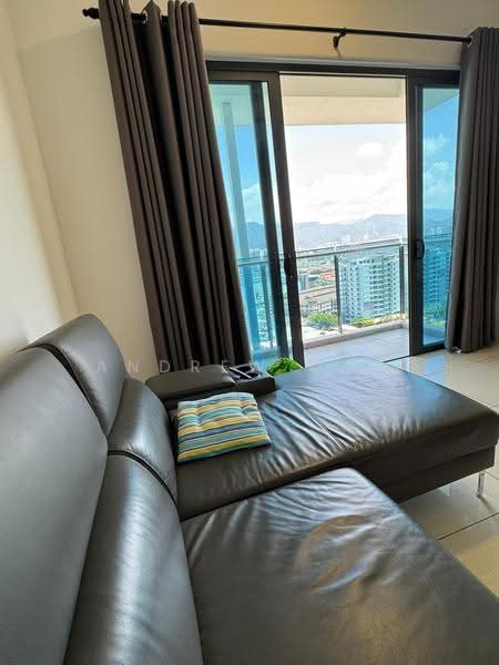Kondominium untuk Disewa di Queens Residences Q1 @ Queens Waterfront - Andrew Ong - Balcony - PropertyGuru.com.my