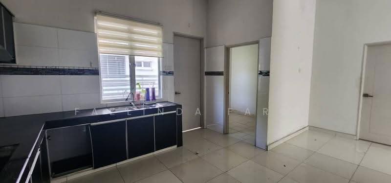Rumah Teres 2-Tingkat untuk Disewa di D'Kayangan (Shah Alam) - Fazlinda Farez - Kitchen - PropertyGuru.com.my