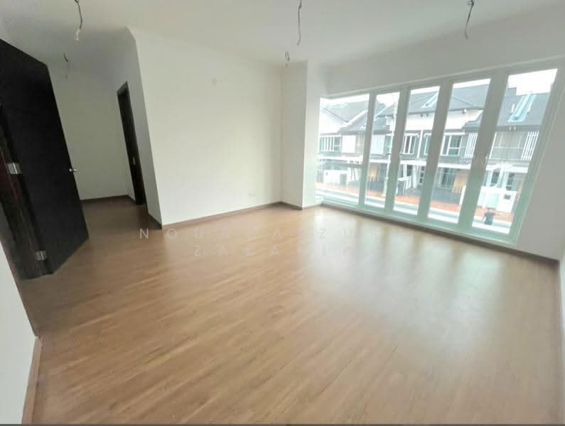 2-storey Terraced House for Sale in Cyberjaya (Selangor) - NOURBAIZURA ZAKARIA - Living Room - PropertyGuru.com.my