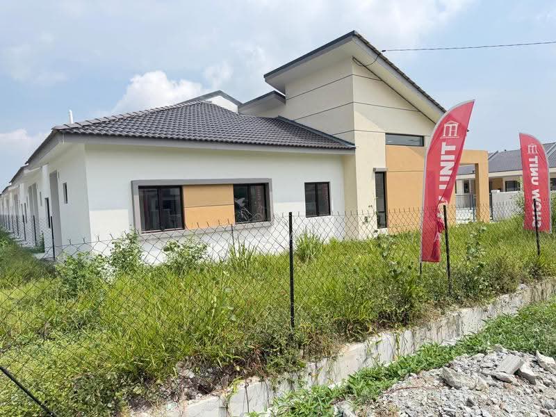 1-storey Terraced House for Sale in Sepang (Selangor) - Yantie Qaleesya - Exterior - PropertyGuru.com.my