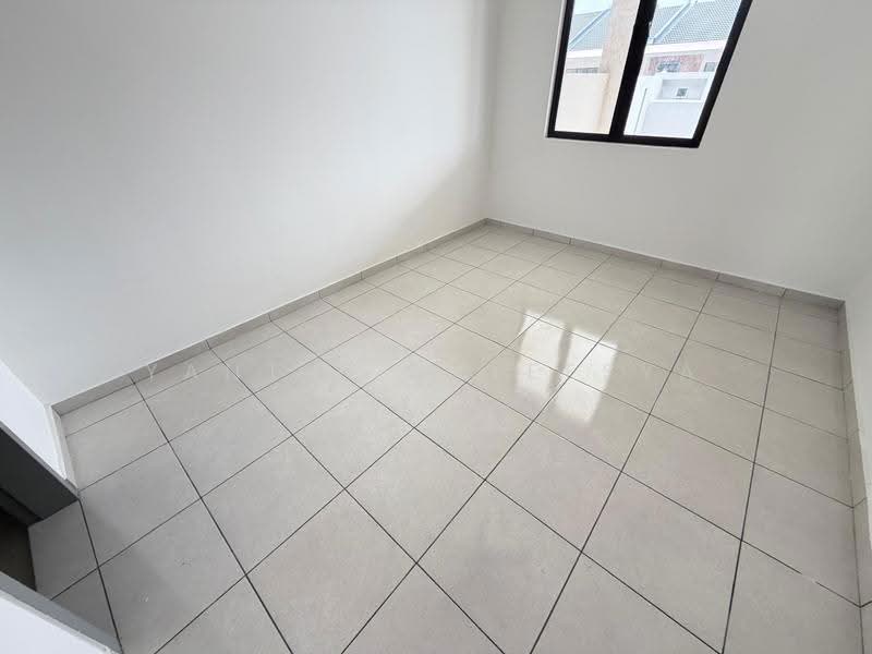 1-storey Terraced House for Sale in Sepang (Selangor) - Yantie Qaleesya - PropertyGuru.com.my