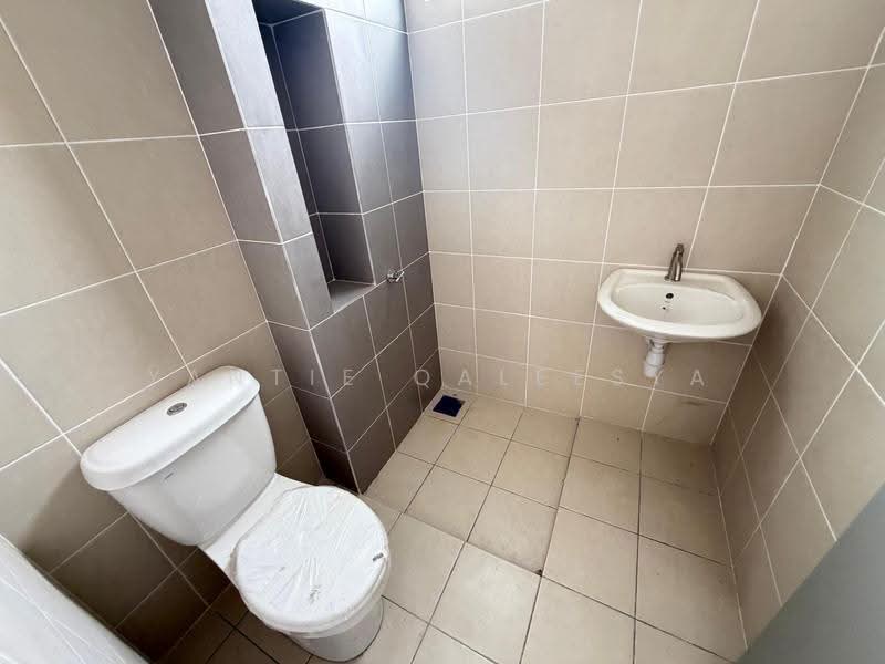 1-storey Terraced House for Sale in Sepang (Selangor) - Yantie Qaleesya - Bathroom - PropertyGuru.com.my