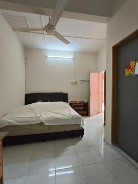 Rumah Teres untuk Disewa di Taman Marida (Senawang) - Wei Keen - Bedroom - PropertyGuru.com.my