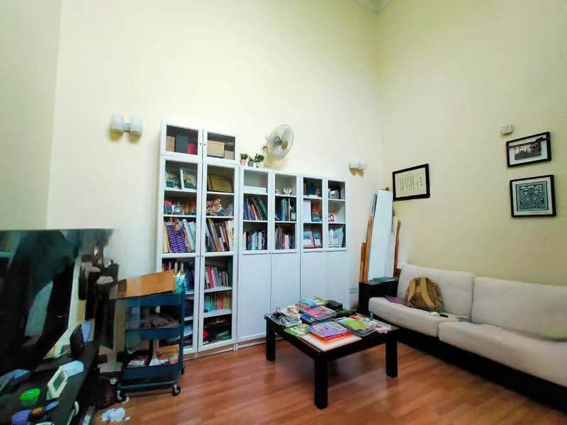 Rumah Teres 2-Tingkat untuk Dijual di Putra Heights (Subang Jaya) - Fazlinda Farez - Living Room - PropertyGuru.com.my
